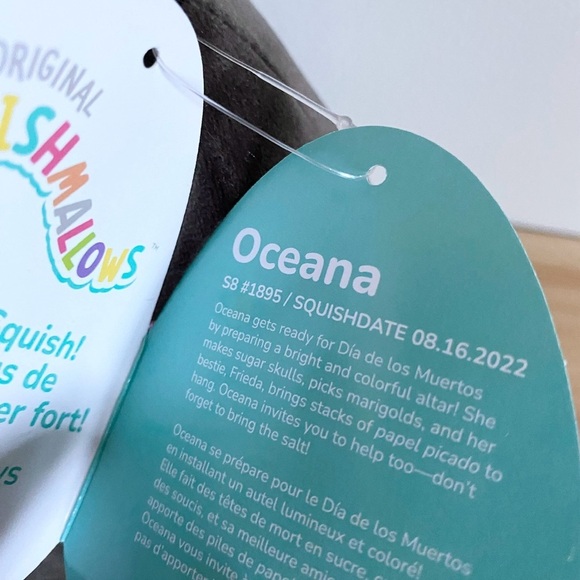 Squishmallow Oceana the Shark DOTD 8 inch NWT - Picture 2 of 2